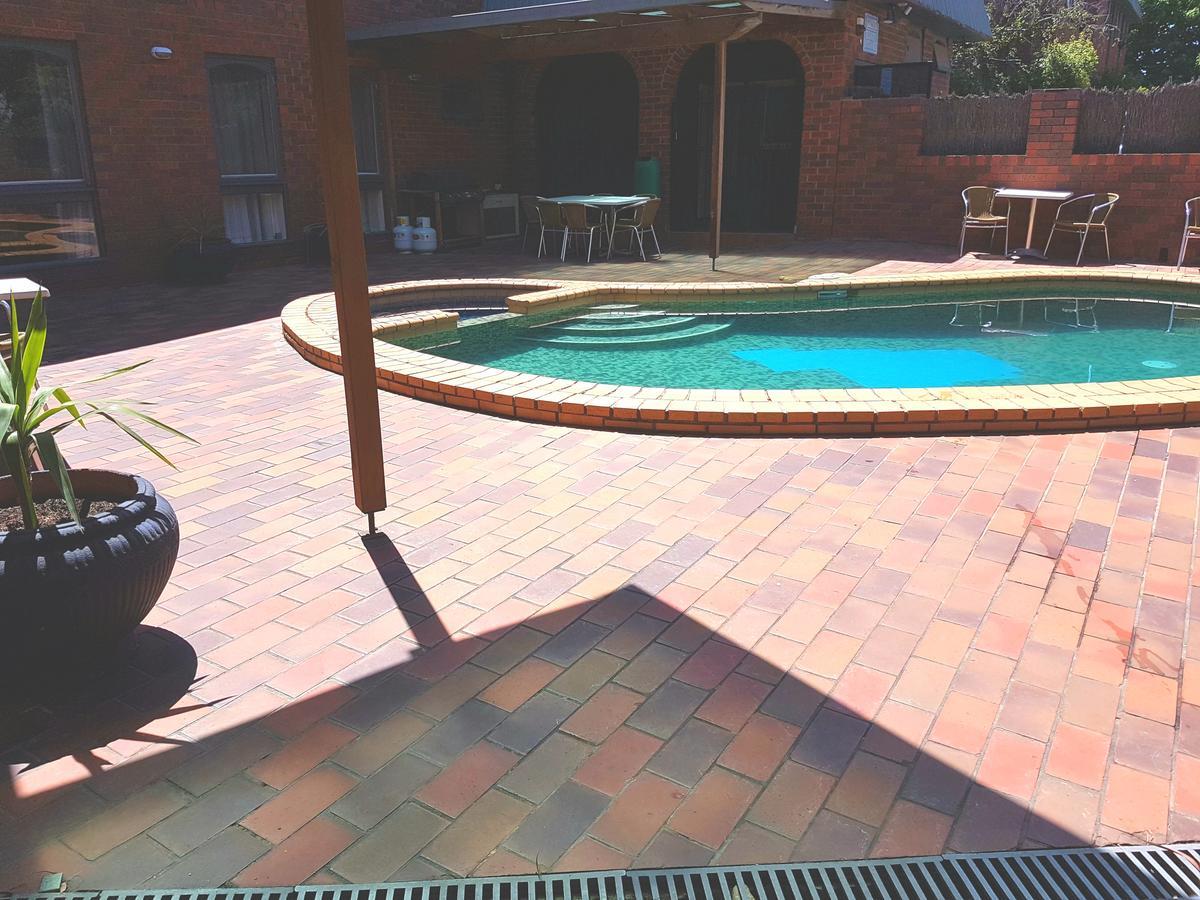 ホテル キャバリエ Wantirna South エクステリア 写真